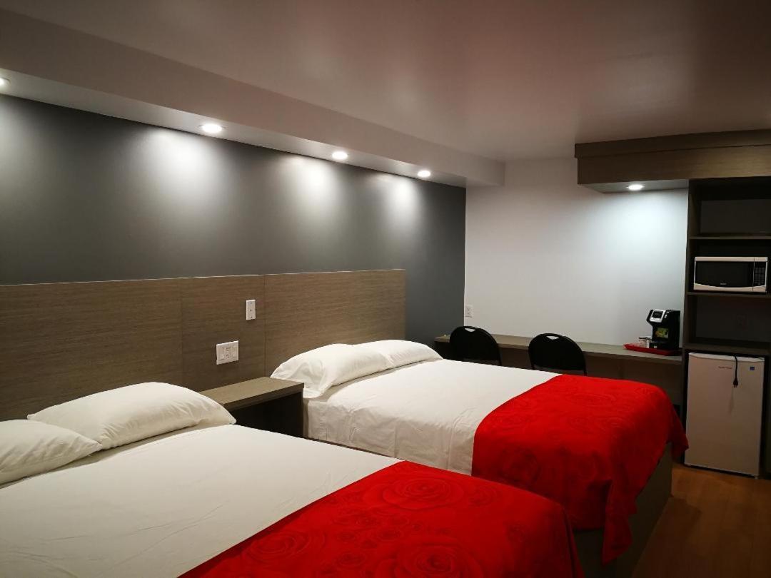 Motel Chez Nous Laval Ngoại thất bức ảnh